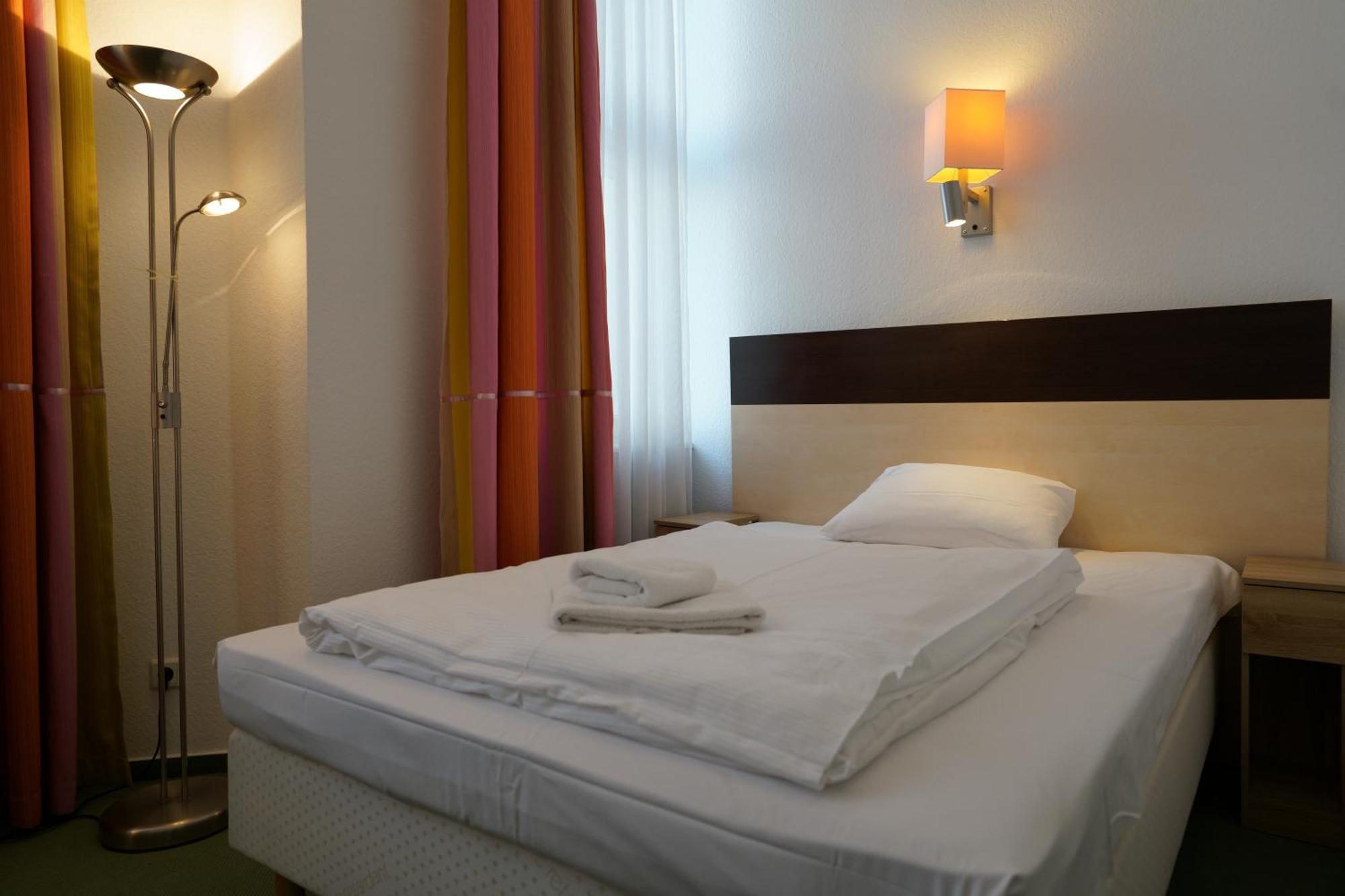 Hotel Ambert 3*